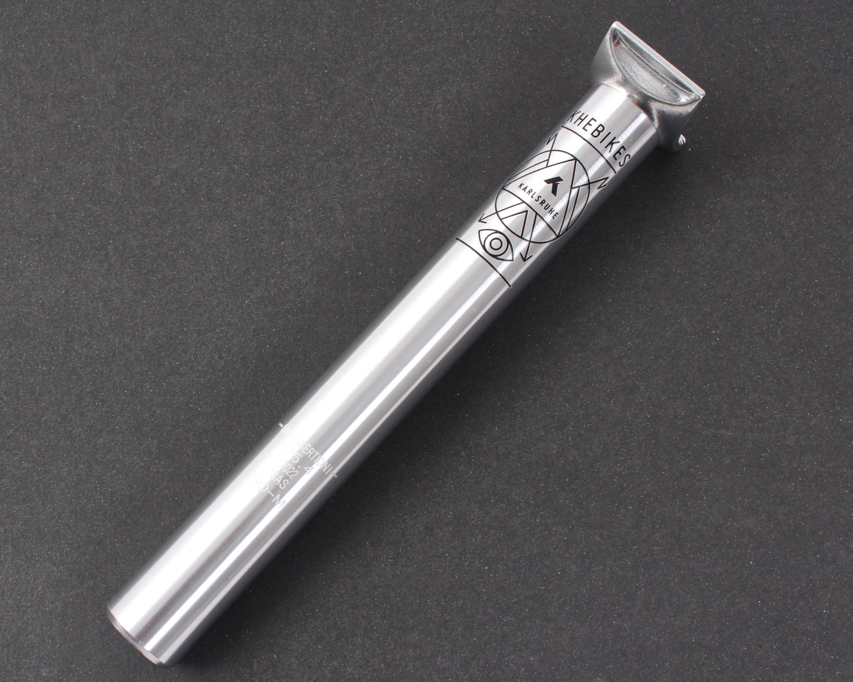 200mm lange silberne Sattelstange mit Logo 200mm lange silberne Sattelstange mit Logo