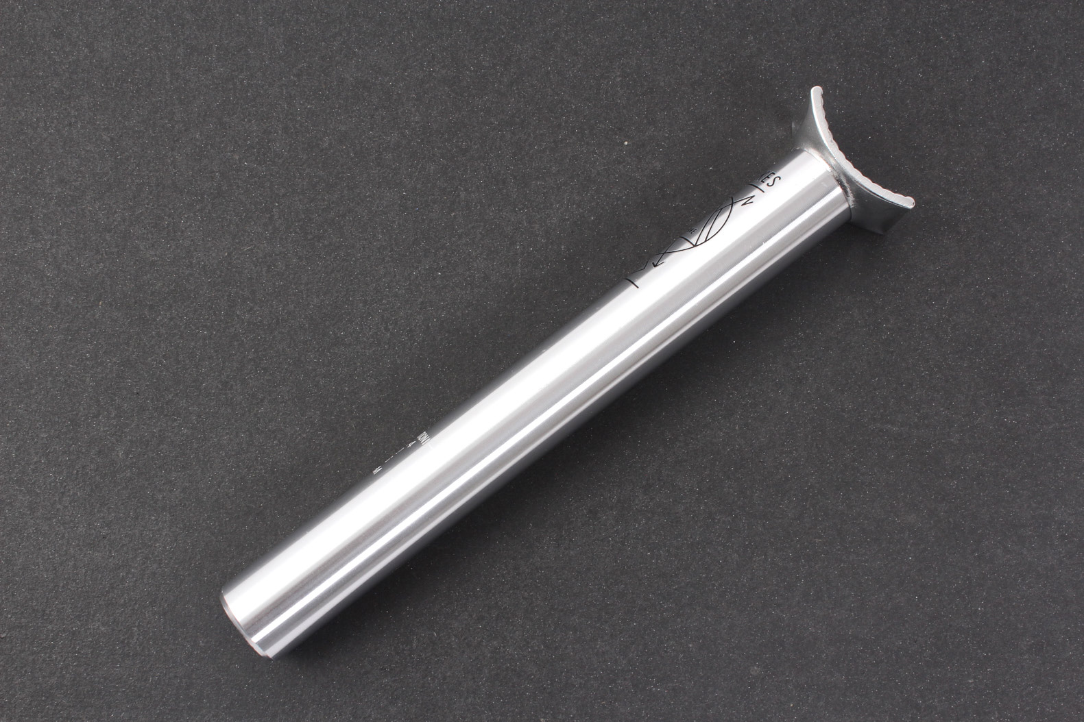 200mm lange BMX Sattelstange in Silber 200mm lange BMX Sattelstange in Silber